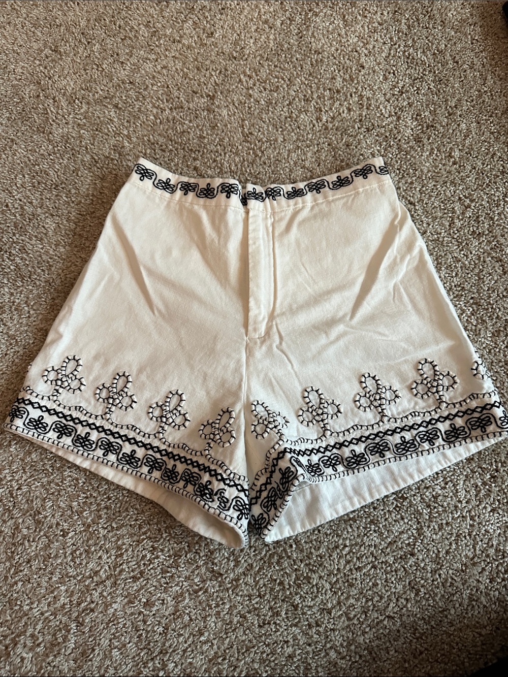 Zara White Embroidered Women’s Shorts with Black Trim